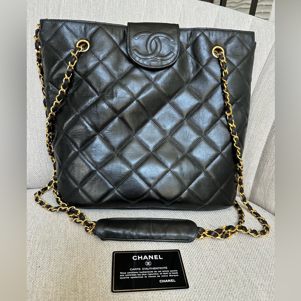 💯 CHANEL CC Black Quilted Lambskin Chain Shoulder Bag w/ auth card